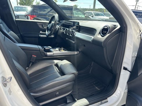 Used 2021 Mercedes-Benz GLB 250 4MATIC image 19