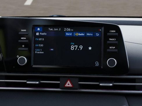 New 2025 Hyundai Elantra SE image 13