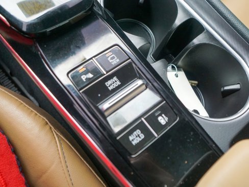 Used 2020 Hyundai Sonata Limited image 28