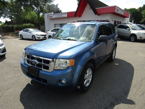 Used 2009 Ford Escape XLT image 1