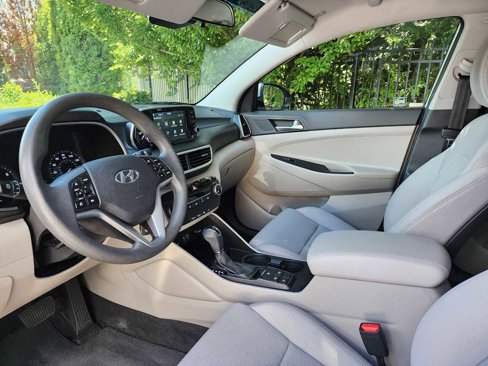 Used 2019 Hyundai Tucson SE w/ Cargo Package image 6