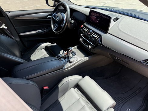 Used 2021 BMW M5 w/ Competition Package image 11