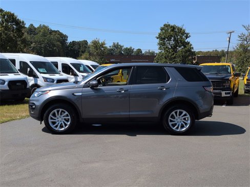Used 2017 Land Rover Discovery Sport HSE image 10