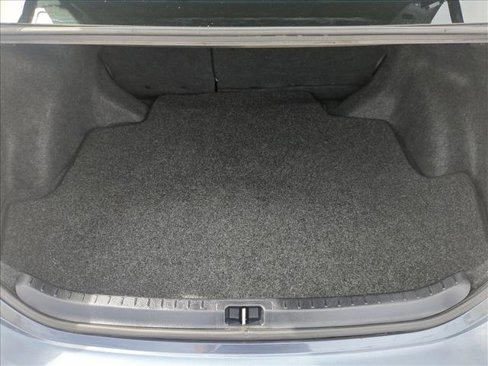 Used 2015 Toyota Corolla LE image 6