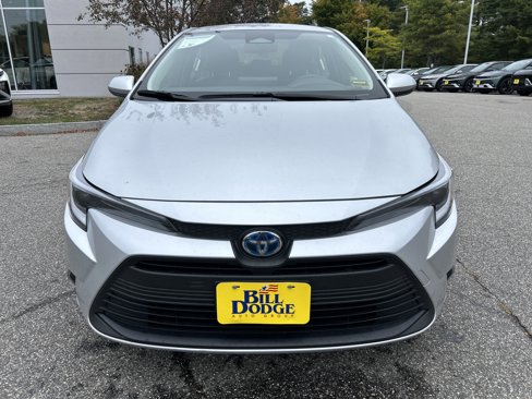 Used 2024 Toyota Corolla LE image 2