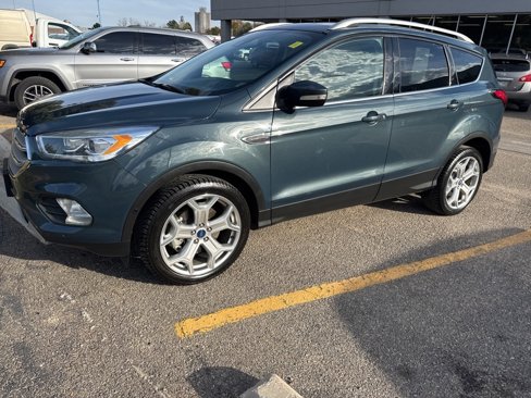Used 2019 Ford Escape Titanium image 1