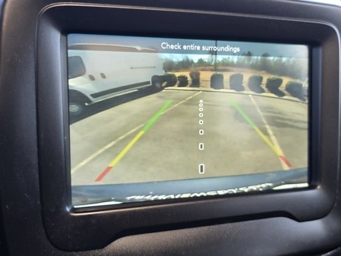 Used 2021 Jeep Renegade Latitude w/ Sun & Sound Group image 23
