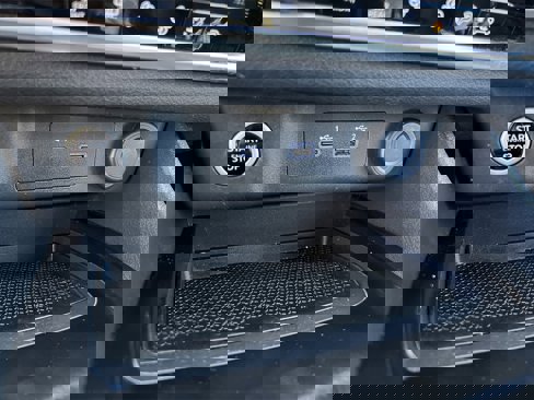 Certified 2021 Nissan Rogue SV image 19