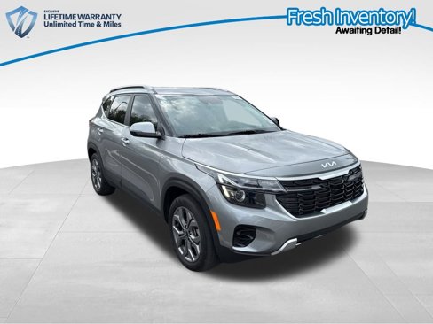 Used 2024 Kia Seltos S image 1