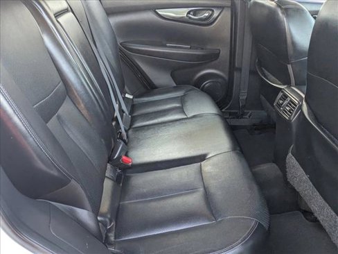 Used 2017 Nissan Rogue Sport SL w/ SL Premium Package image 19