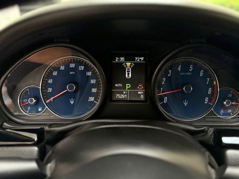 Used 2014 Maserati GranTurismo Sport image 43