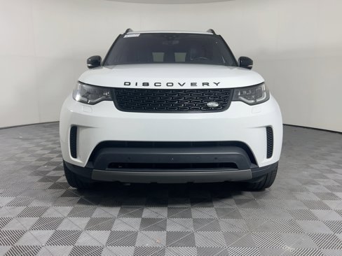 Used 2018 Land Rover Discovery HSE image 4