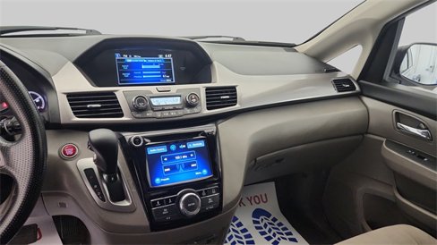 Used 2016 Honda Odyssey SE image 15