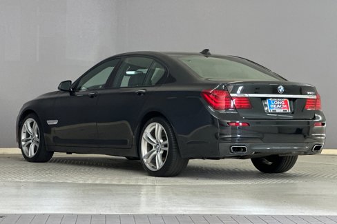 Used 2015 BMW 750i image 3