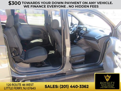 Used 2020 Ford Transit Connect XLT image 12