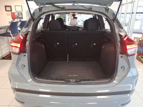 Used 2024 Nissan Kicks SR image 20
