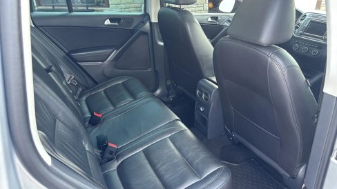 Used 2017 Volkswagen Tiguan Sport image 30