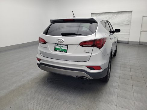Used 2018 Hyundai Santa Fe Sport image 7