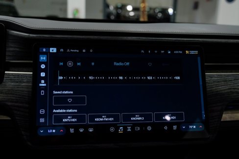 Used 2023 Rivian R1S Adventure image 33