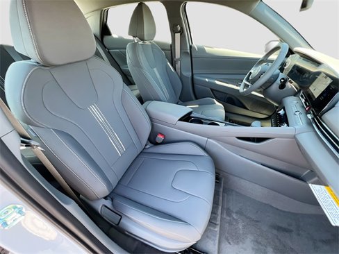 New 2025 Hyundai Elantra SEL image 26
