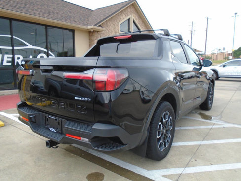 Used 2022 Hyundai Santa Cruz SEL Premium image 8