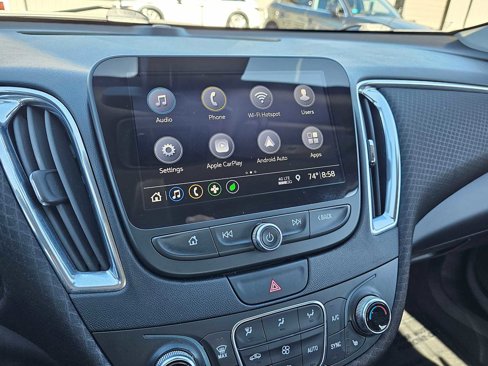 Used 2019 Chevrolet Malibu Hybrid image 28