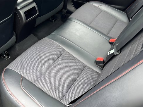 Used 2016 Toyota Camry SE image 15