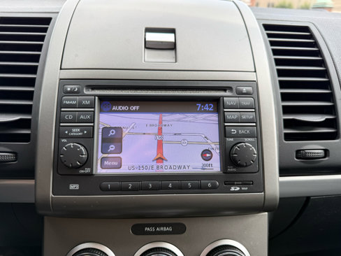 Used 2012 Nissan Sentra 2.0 SR w/ Special Edition Pkg image 11