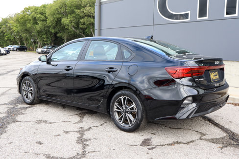 Used 2023 Kia Forte LXS image 6