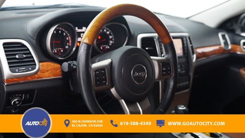 Used 2013 Jeep Grand Cherokee Overland image 18