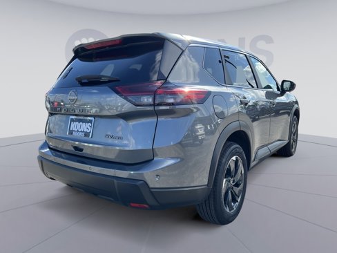 Used 2024 Nissan Rogue SV image 7