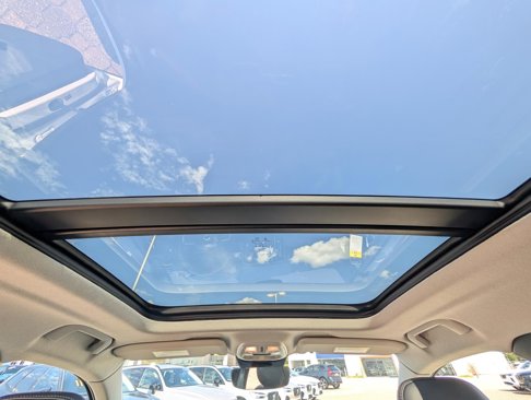 New 2026 Volvo XC40 B4 Plus w/ Protection Package Premier image 33
