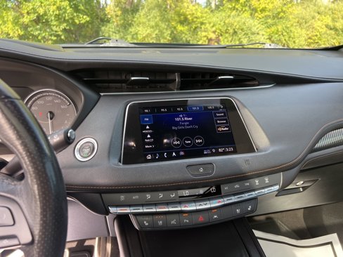 Used 2019 Cadillac XT4 Sport image 11