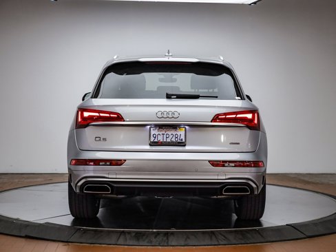 Used 2022 Audi Q5 2.0T Premium w/ Convenience Package image 8