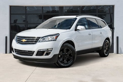 Used 2017 Chevrolet Traverse LT image 1