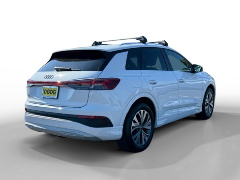 Used 2023 Audi Q4 e-tron Premium w/ Convenience Package image 5
