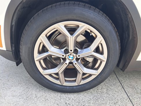 Certified 2022 BMW X3 sDrive30i w/ Premium Package 2 (ZPA) image 18