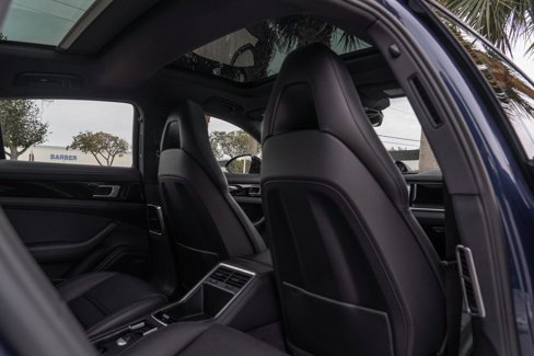 Used 2020 Porsche Panamera image 27