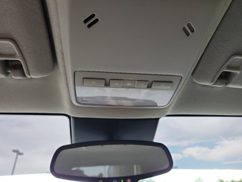 Used 2020 Buick Encore Preferred image 24
