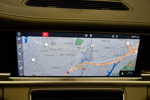 Certified 2018 Porsche Panamera 4S image 30