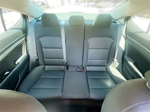 Used 2018 Hyundai Elantra SEL image 17