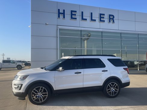 Used 2016 Ford Explorer Sport w/ Equipment Group 401A image 3