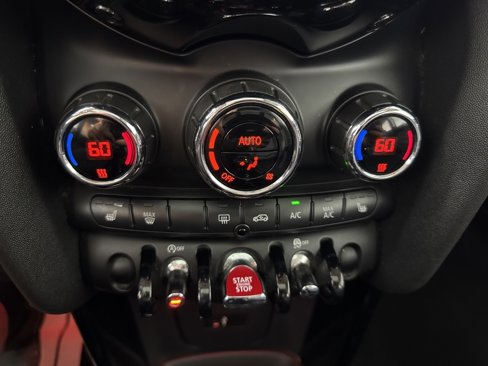 Used 2019 MINI Cooper 2-Door Hardtop image 19