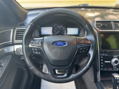 Used 2017 Ford Explorer Sport w/ Equipment Group 401A image 24