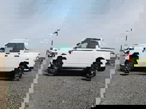 New 2025 Ford Maverick XLT image 2