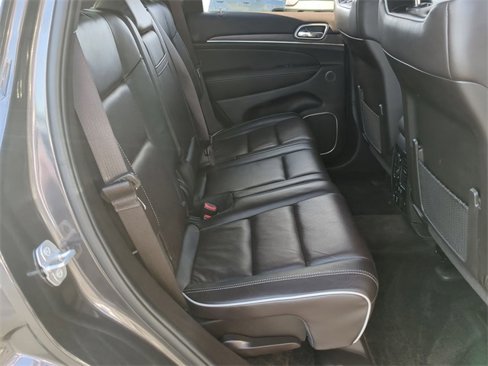 Used 2018 Jeep Grand Cherokee Overland image 19