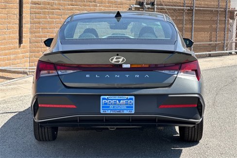 New 2025 Hyundai Elantra Sport image 5