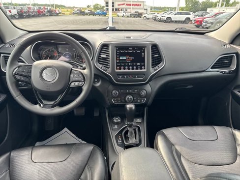 Used 2023 Jeep Cherokee Altitude Lux image 12