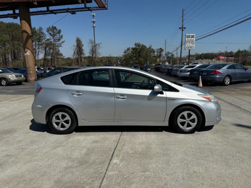 Used 2014 Toyota Prius Five image 8