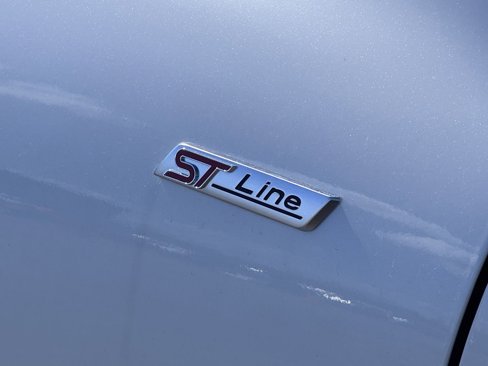 New 2025 Ford Escape ST-Line w/ Equipment Group 301A image 4